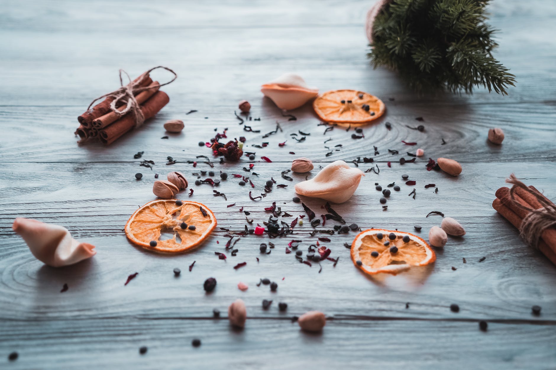 Oranges and Cloves and Cinnamon makes the home smell Awesome 